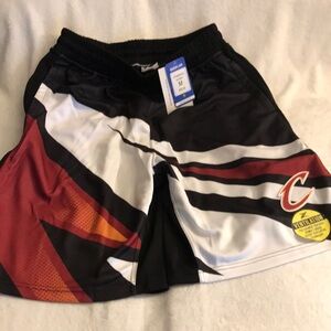 Zipway Tear Away Cleveland Cavaliers Shorts Men’s Medium NWT